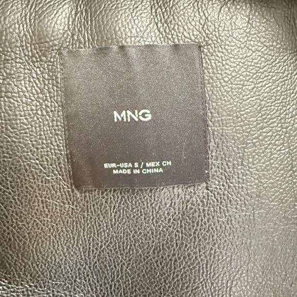 Mango Cream Teddy Sherpa Toggle Coat - Picture 3 of 4